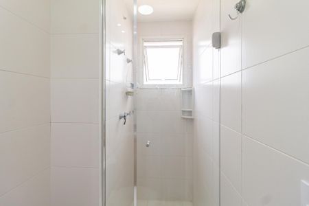 Apartamento à venda com 76m², 3 quartos e 2 vagasBanheiro da suíte