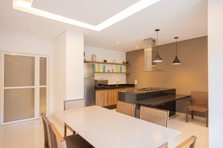 Apartamento à venda com 76m², 3 quartos e 2 vagasÁrea comum - Salão de festas
