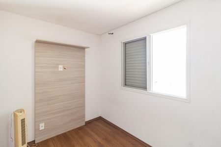 Apartamento à venda com 76m², 3 quartos e 2 vagasQuarto 2