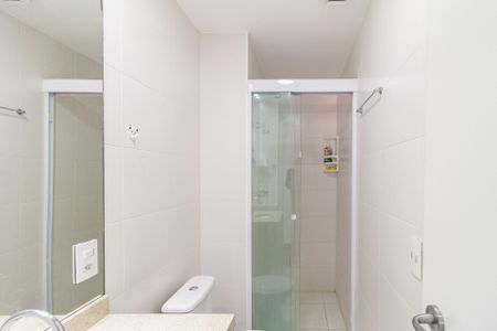 Apartamento à venda com 76m², 3 quartos e 2 vagasBanheiro 