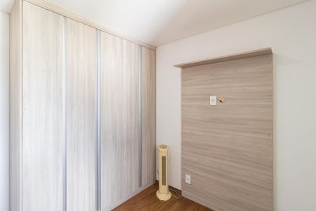 Apartamento à venda com 76m², 3 quartos e 2 vagasQuarto 2