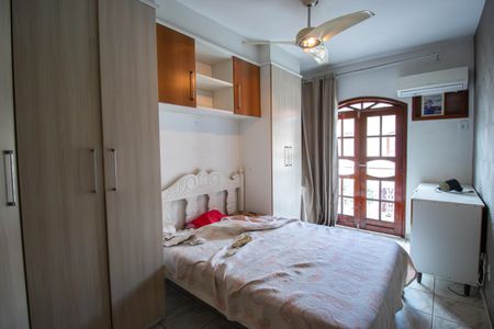 Quarto 1 de casa de condomínio à venda com 2 quartos, 70m² em Colégio, Rio de Janeiro