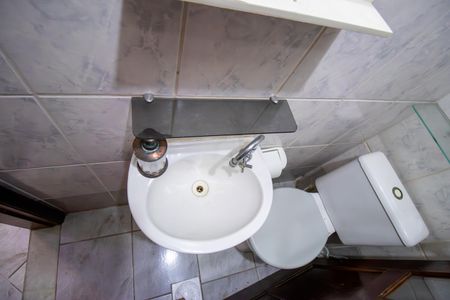 Casa de condomínio à venda com 70m², 2 quartos e 1 vaga Casa de condomínio à venda com 70m², 2 quartos e 1 vagaLavabo