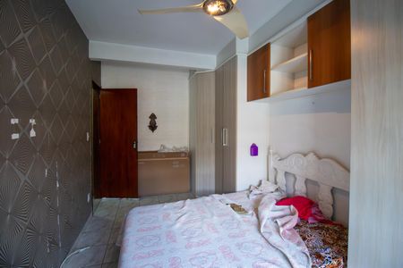 Quarto 1 de casa de condomínio à venda com 2 quartos, 70m² em Colégio, Rio de Janeiro