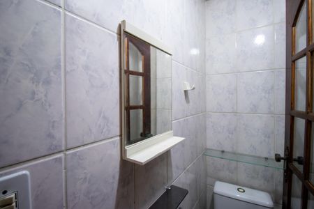 Casa de condomínio à venda com 70m², 2 quartos e 1 vaga Casa de condomínio à venda com 70m², 2 quartos e 1 vagaLavabo