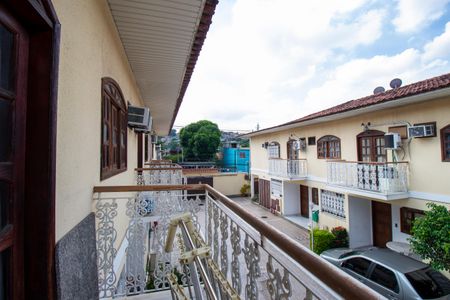 Casa de condomínio à venda com 70m², 2 quartos e 1 vaga Casa de condomínio à venda com 70m², 2 quartos e 1 vagaVaranda