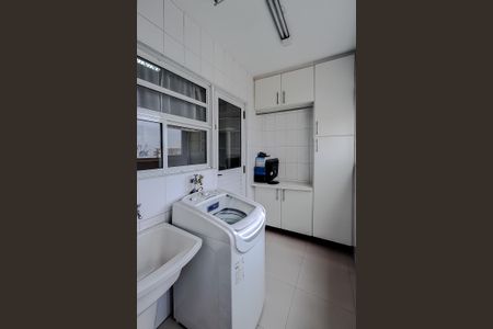 Apartamento à venda com 200m², 3 quartos e 3 vagasÁrea de Serviço