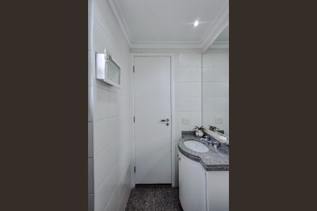 Apartamento à venda com 200m², 3 quartos e 3 vagasBanheiro 2