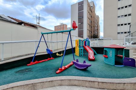 Apartamento à venda com 200m², 3 quartos e 3 vagasÁrea comum - Playground