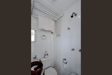 Apartamento à venda com 200m², 3 quartos e 3 vagasBanheiro de serviço