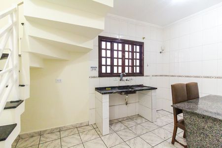 Casa para alugar com 200m², 2 quartos e 2 vagas Casa para alugar com 200m², 2 quartos e 2 vagasCozinha