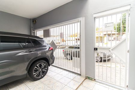 Casa para alugar com 200m², 2 quartos e 2 vagas Casa para alugar com 200m², 2 quartos e 2 vagasGaragem