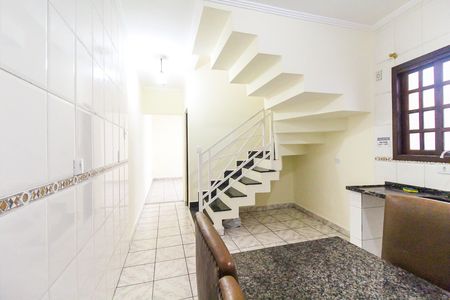 Casa para alugar com 200m², 2 quartos e 2 vagas Casa para alugar com 200m², 2 quartos e 2 vagasCozinha