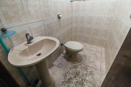 Casa para alugar com 200m², 2 quartos e 2 vagas Casa para alugar com 200m², 2 quartos e 2 vagasBanheiro 2