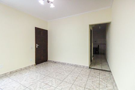 Casa para alugar com 200m², 2 quartos e 2 vagas Casa para alugar com 200m², 2 quartos e 2 vagasSala