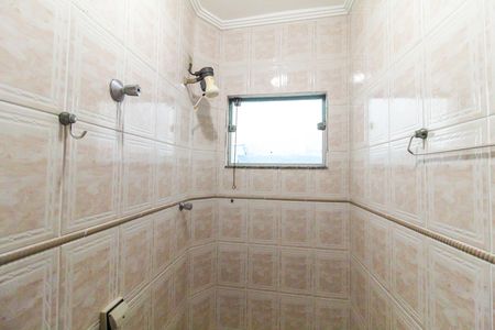 Casa para alugar com 200m², 2 quartos e 2 vagas Casa para alugar com 200m², 2 quartos e 2 vagasBanheiro 2