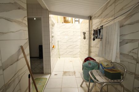 Casa de condomínio para alugar com 200m², 3 quartos e 1 vagaÁrea de Serviço