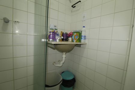 Casa de condomínio para alugar com 200m², 3 quartos e 1 vagaBanheiro corredor 