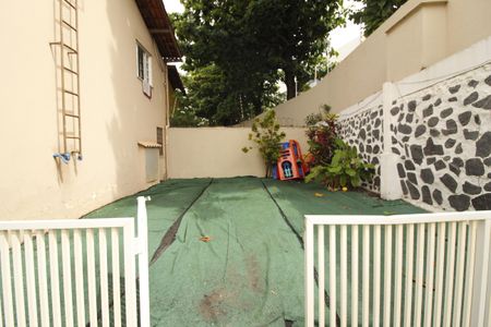 Casa de condomínio para alugar com 200m², 3 quartos e 1 vagaÁrea comum - Playground