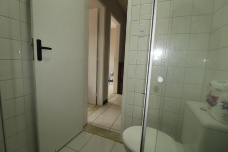 Casa de condomínio para alugar com 200m², 3 quartos e 1 vagaBanheiro corredor 
