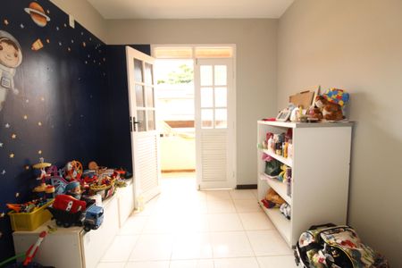 Casa de condomínio para alugar com 200m², 3 quartos e 1 vagaQuarto 1