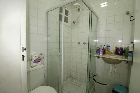 Casa de condomínio para alugar com 200m², 3 quartos e 1 vagaBanheiro Corredor