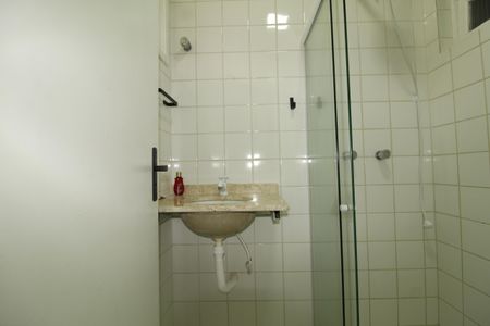 Casa de condomínio para alugar com 200m², 3 quartos e 1 vagaBanheiro da Suíte