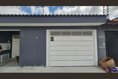 Casa à venda com 150m², 2 quartos e 5 vagasFachada