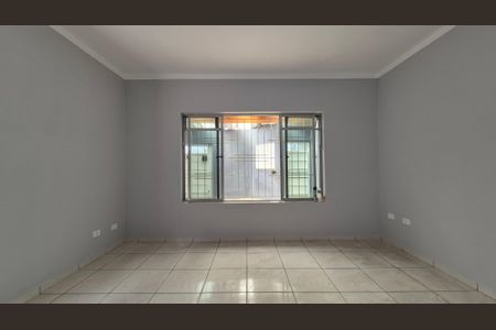 Sala de casa à venda com 2 quartos, 150m² em Vila Pires, Santo André