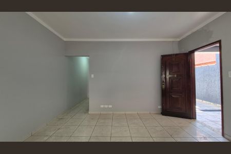 Casa à venda com 150m², 2 quartos e 5 vagasSala