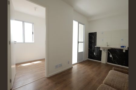 Sala de apartamento para alugar com 2 quartos, 33m² em Jardim Monte Kemel, São Paulo