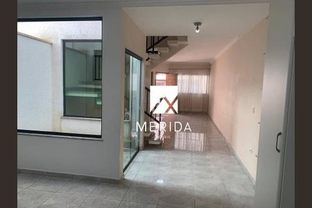 Casa à venda com 3 quartos, 179m² em Vila Assunção, Santo André