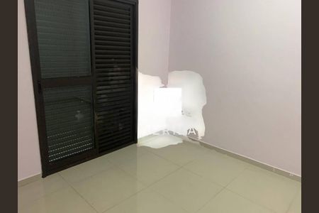 Casa à venda com 3 quartos, 179m² em Vila Assunção, Santo André