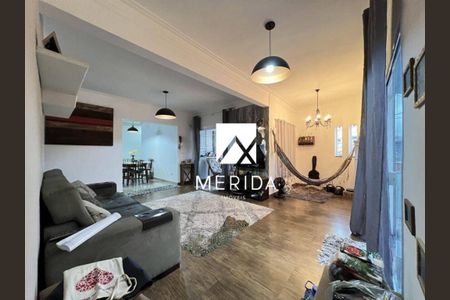 Casa à venda com 3 quartos, 207m² em Olímpico, São Caetano do Sul