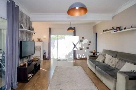 Casa à venda com 3 quartos, 207m² em Olímpico, São Caetano do Sul