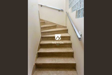 Casa à venda com 147m², 3 quartos e 2 vagas