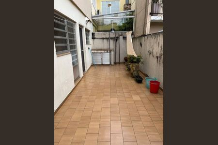 Casa à venda com 147m², 3 quartos e 2 vagas