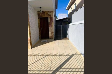 Casa à venda com 147m², 3 quartos e 2 vagas