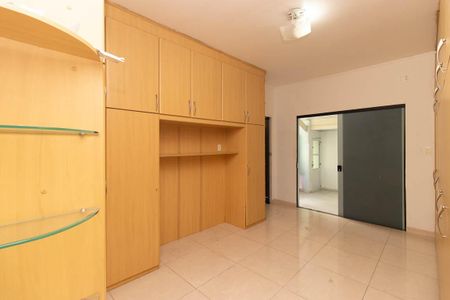 Casa para alugar com 122m², 4 quartos e 4 vagasQuarto Suíte