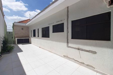 Casa para alugar com 122m², 4 quartos e 4 vagasQuintal