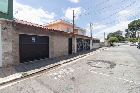 Casa para alugar com 122m², 4 quartos e 4 vagasFachada