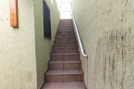 Casa para alugar com 122m², 4 quartos e 4 vagasEscada Externa