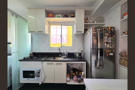 Apartamento para alugar com 95m², 2 quartos e 2 vagas Apartamento para alugar com 95m², 2 quartos e 2 vagasCozinha