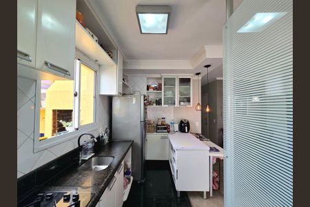 Cozinha de apartamento para alugar com 2 quartos, 95m² em Indianópolis, São Paulo