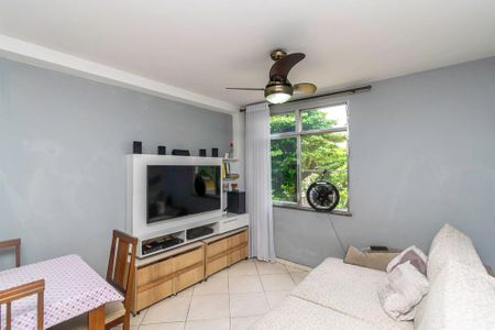 Apartamento à venda com 62m², 2 quartos e 1 vaga Apartamento à venda com 62m², 2 quartos e 1 vagaSala