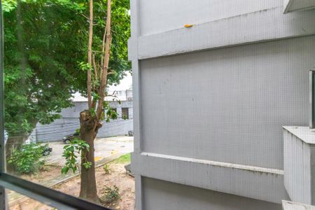 Apartamento à venda com 62m², 2 quartos e 1 vaga Apartamento à venda com 62m², 2 quartos e 1 vagaVista do Quarto 2