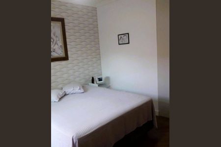 Casa à venda com 3 quartos, 194m² em Vila Valparaíso, Santo André
