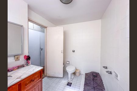 Apartamento à venda com 221m², 4 quartos e 2 vagas