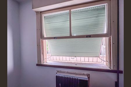 Apartamento à venda com 221m², 4 quartos e 2 vagas