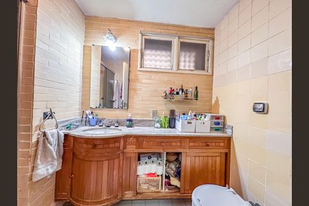 Apartamento à venda com 221m², 4 quartos e 2 vagas